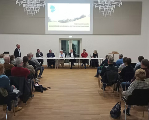 Podiumsdiskussion über die gesundheitliche Versorgung in Bad Belzig - organisiert von ZBB