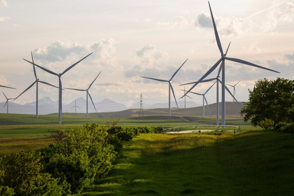 Windräder in der Landschaft