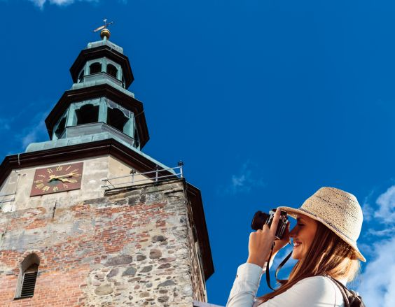 Eine Touristin in Bad Belzig
